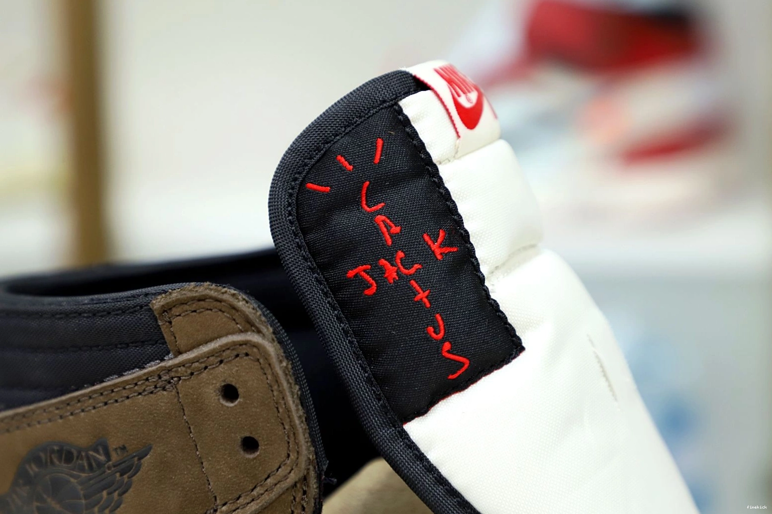 HIGH JORDAN 'MOCHA' SCOTT TRAVIS X AIR RETRO OG 1 0716